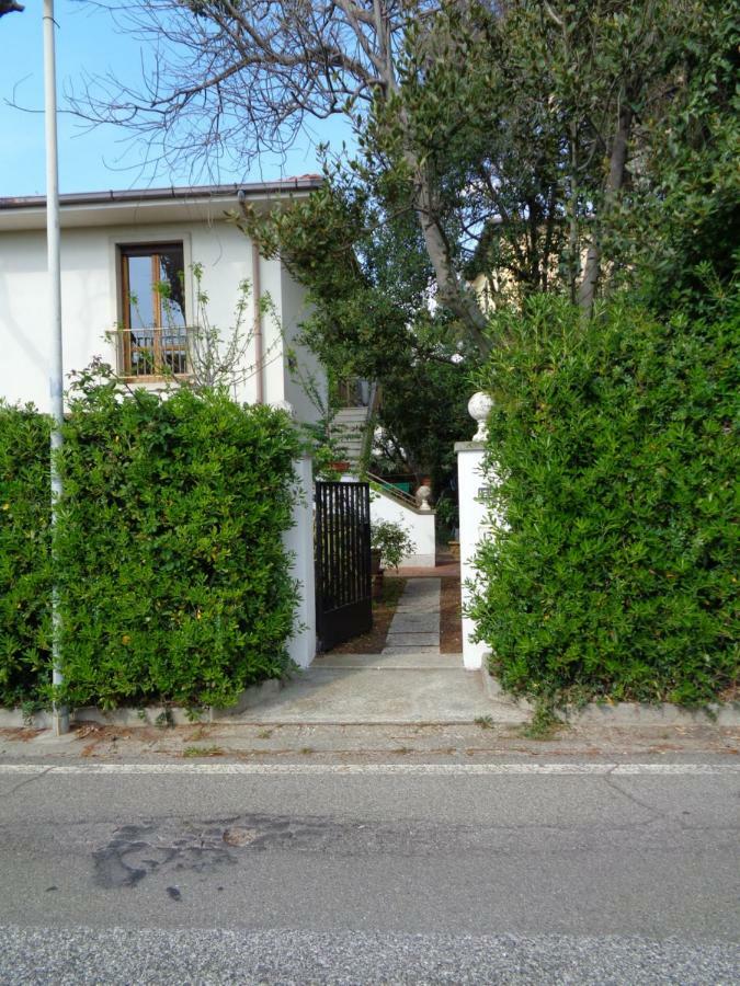 La Casa Di Nina Daire Quercianella Dış mekan fotoğraf