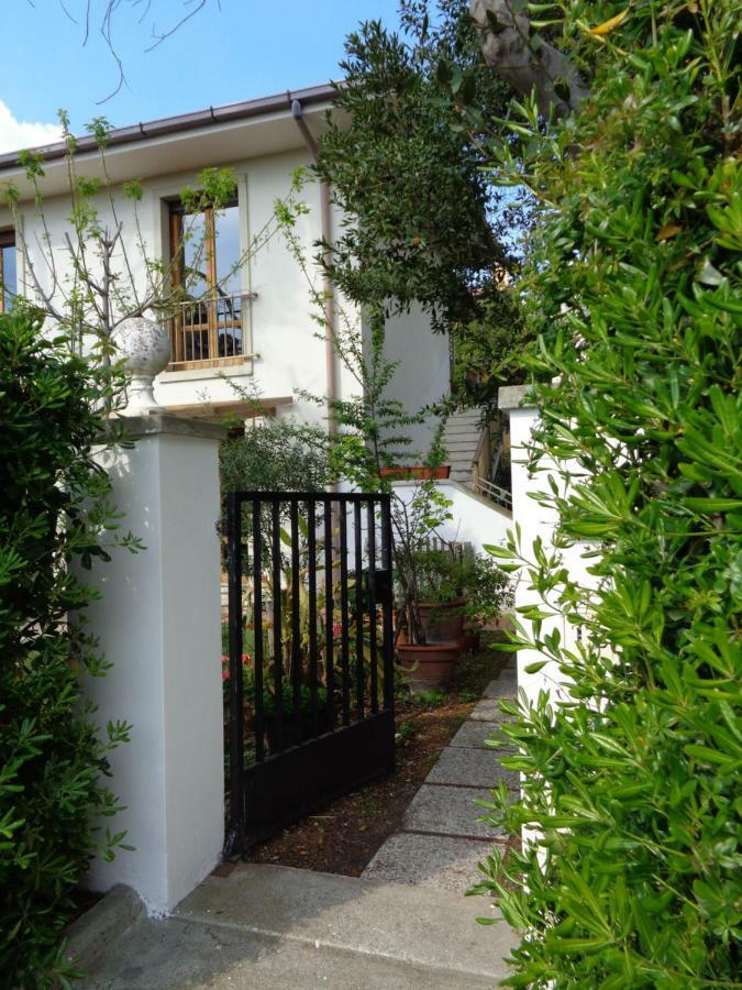 La Casa Di Nina Daire Quercianella Dış mekan fotoğraf